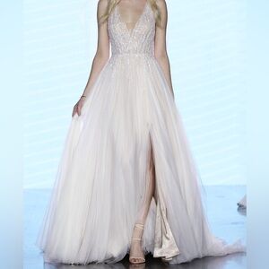 Kroes Wedding Dress by Watters